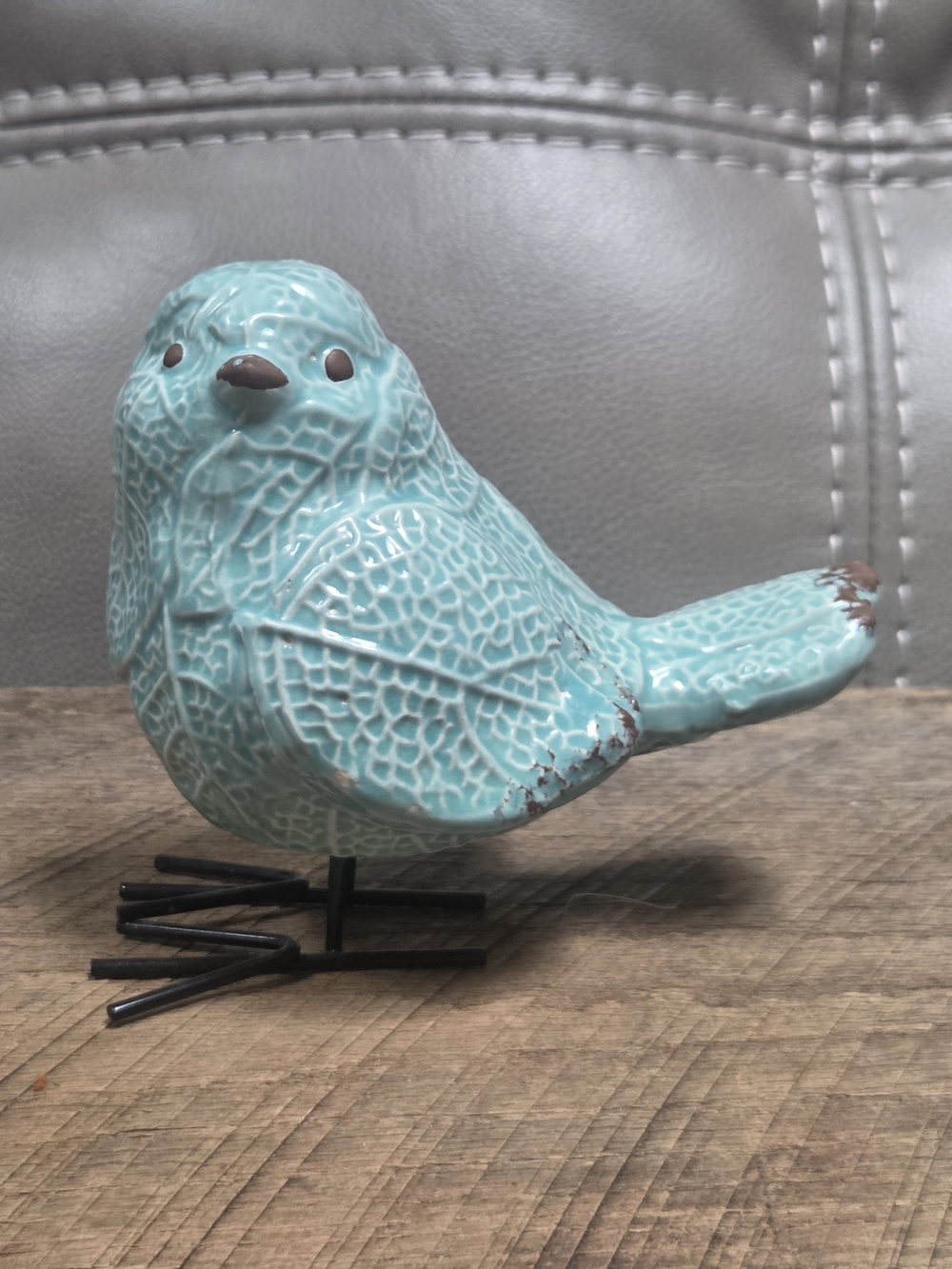 Vintage Style Turquoise Crackle Glaze Ceramic Bird with Wire Legs — 3.5" Bin 1G